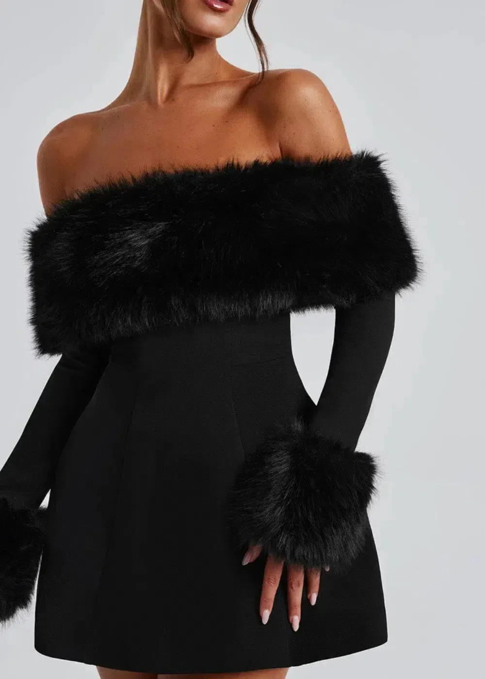 Mélisanne – Fur trim – Off-shoulder mini dress