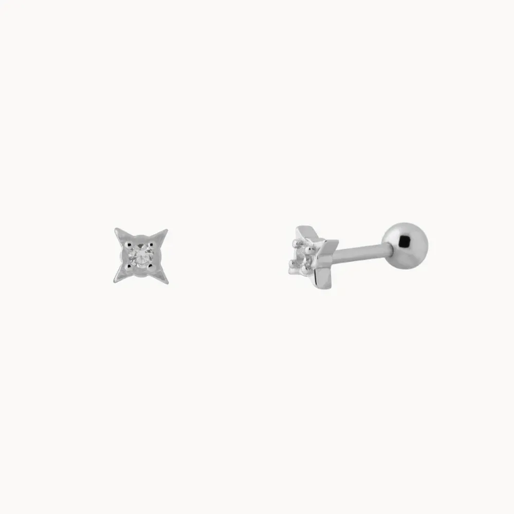 PIERCING SHINY SQUARE
