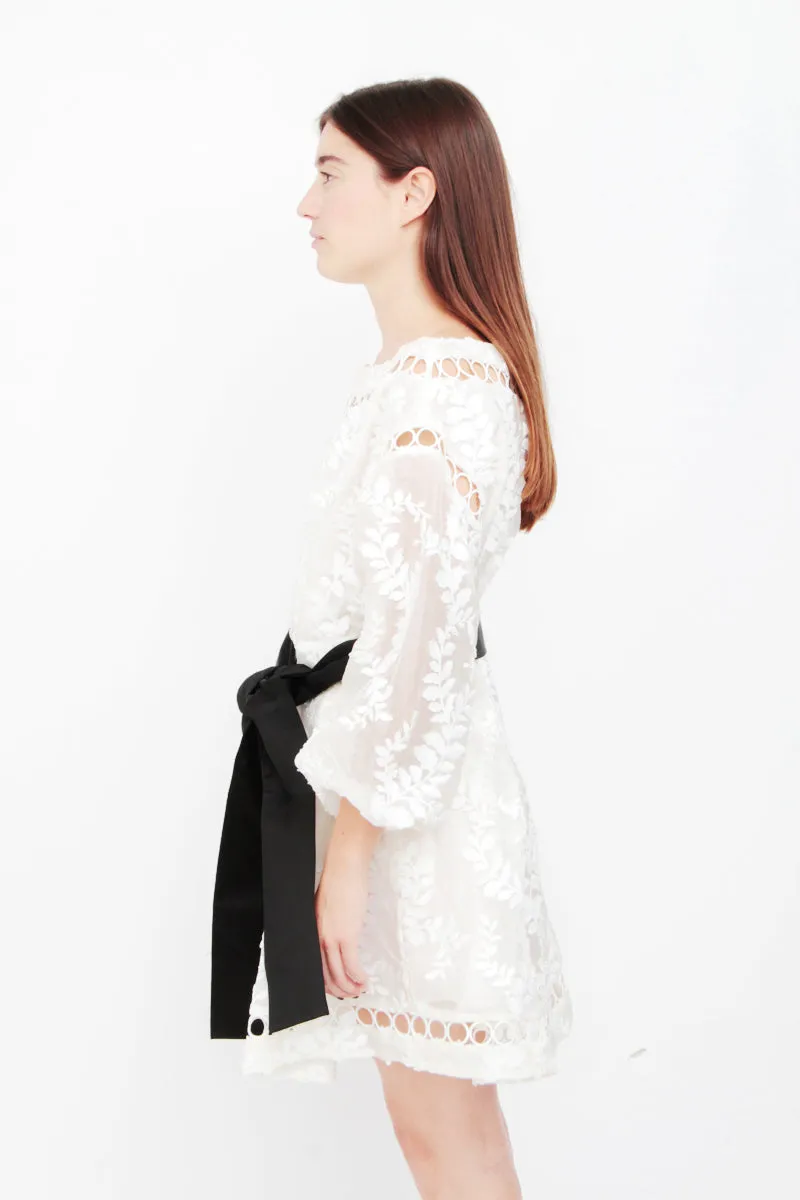 WINSOME CINCH VINE LACE DRESS