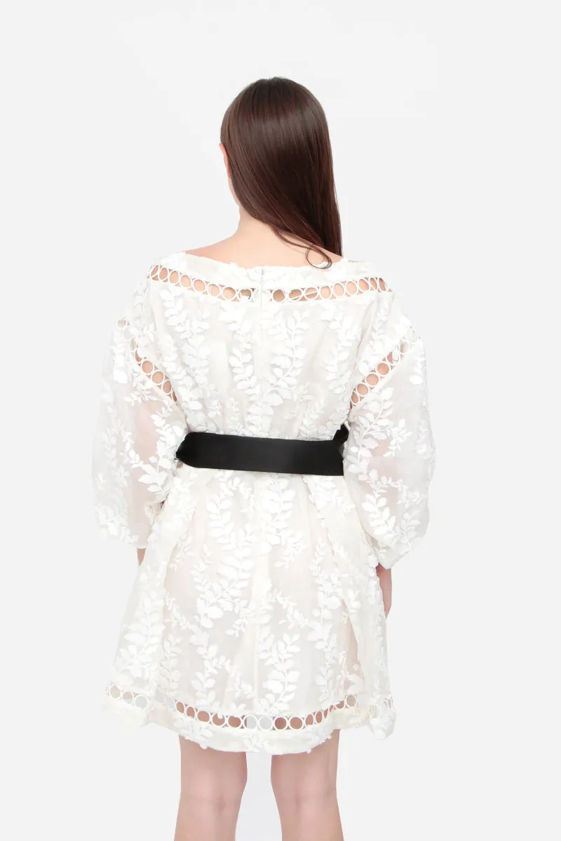 WINSOME CINCH VINE LACE DRESS
